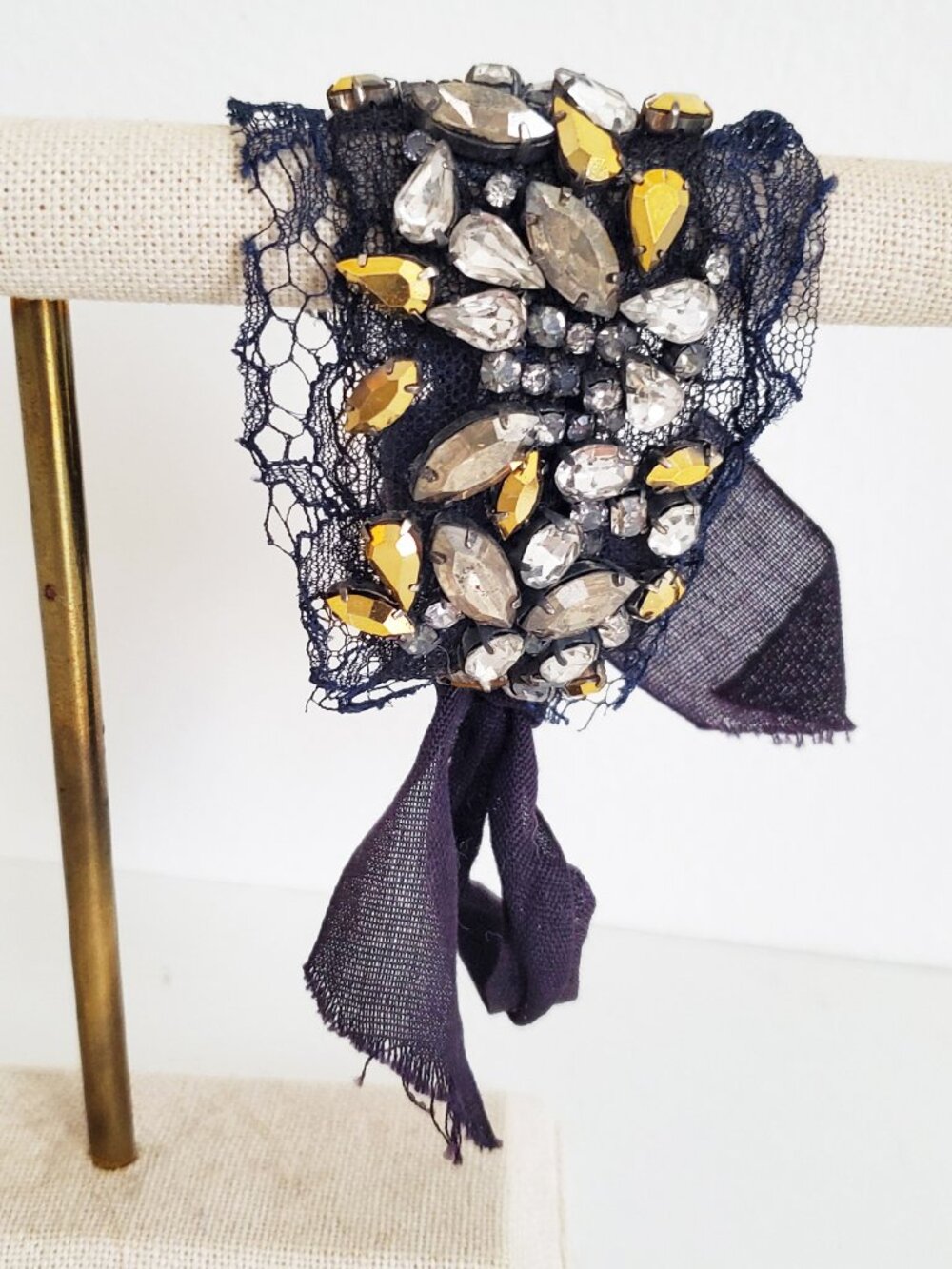 Vera Wang Couture Antiqued Rhinestone Chantilly Lace Tulle Ribbon Bracelet NEW